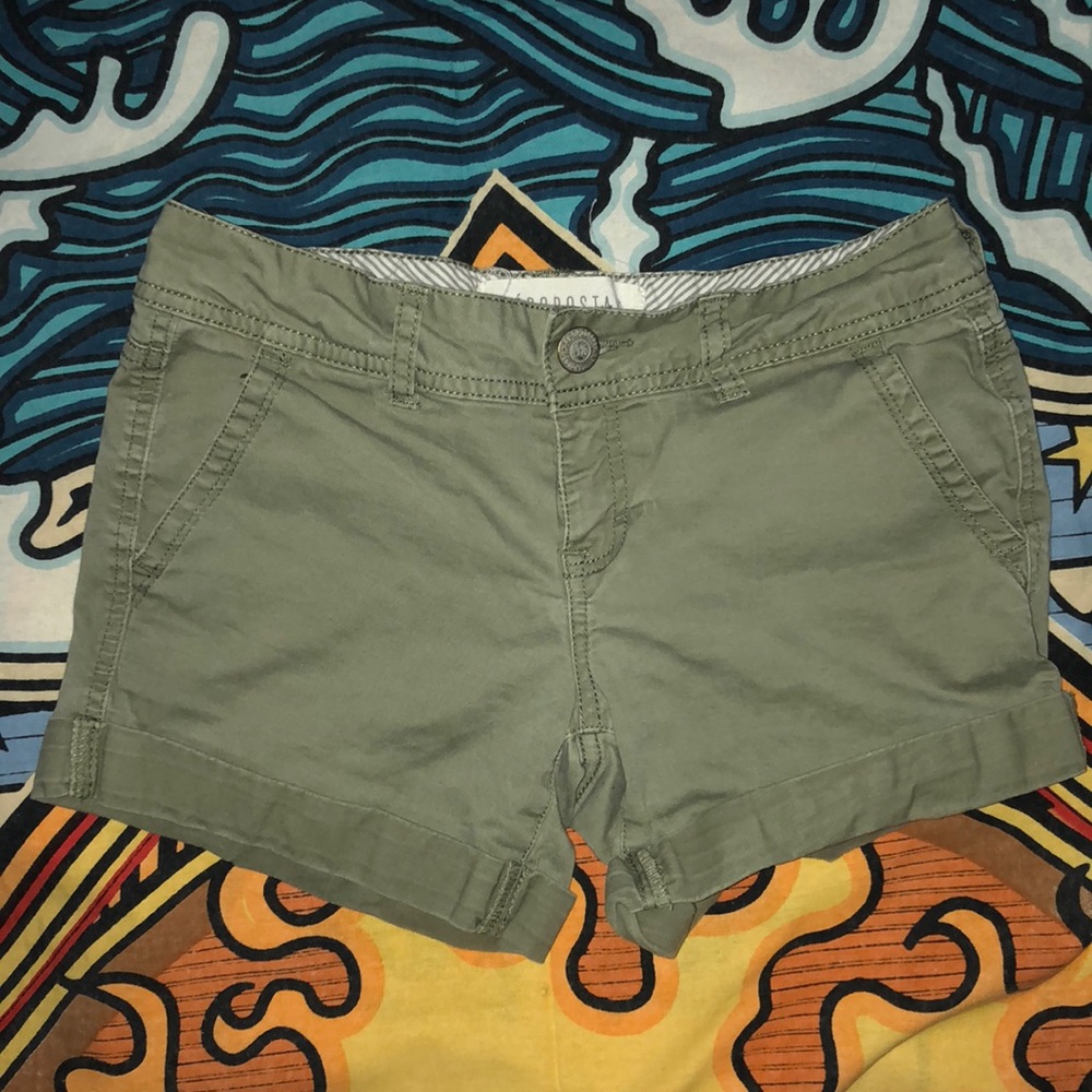 army green aeropostale shorts